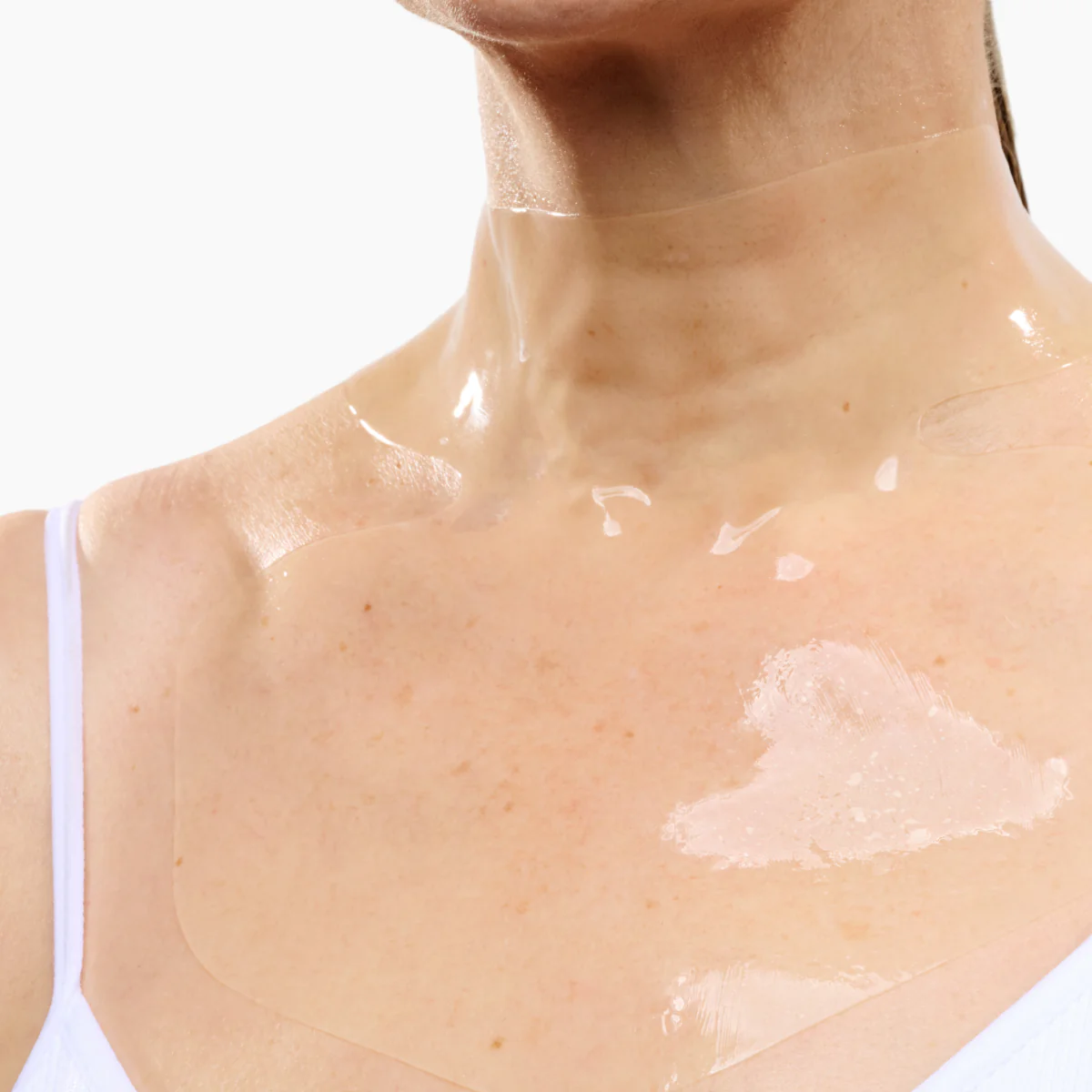 CurrentBody Skin Hydrogel Neck and Décolletage Mask - Image 3