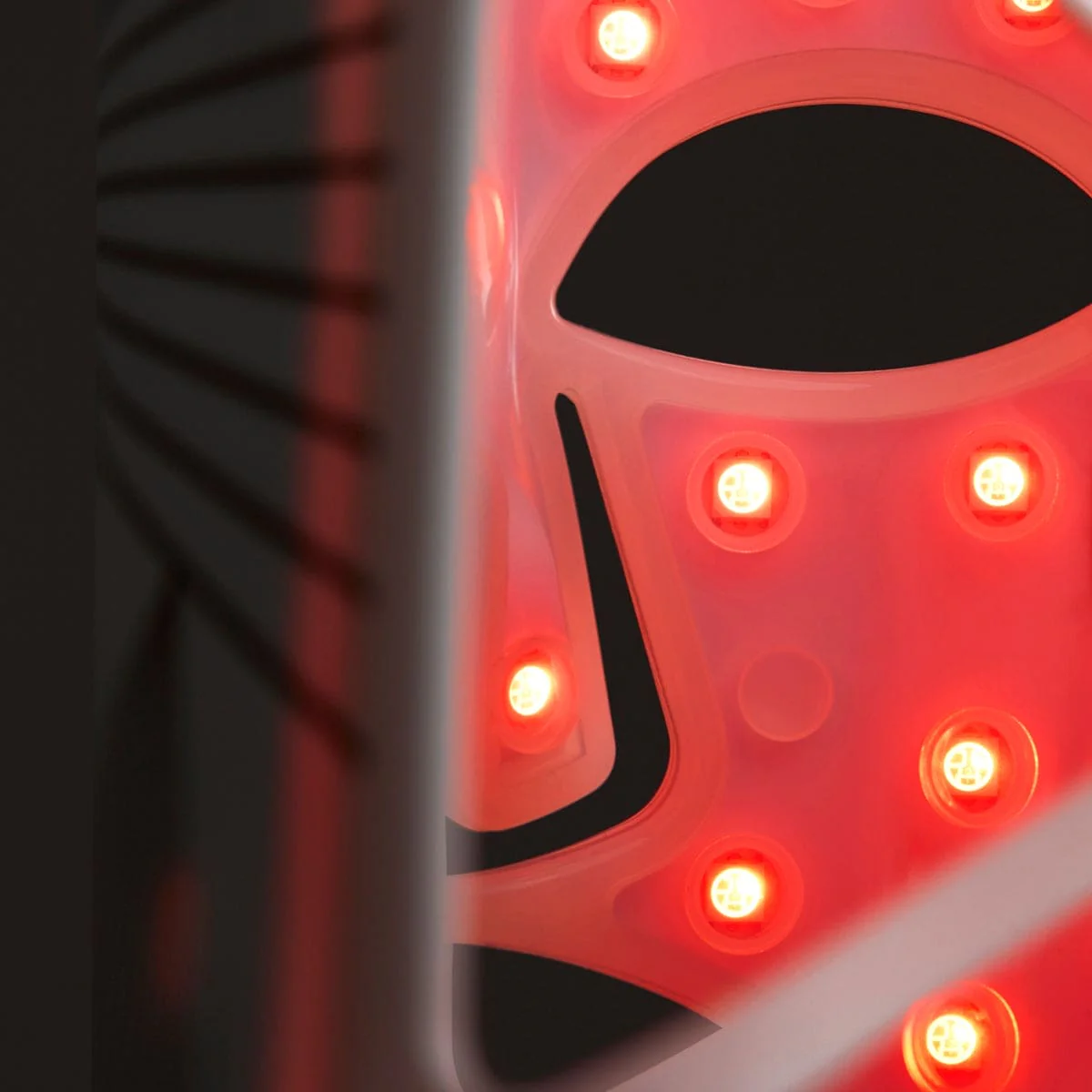 RETURNS - CurrentBody Skin Face & Neck Kit - Image 4